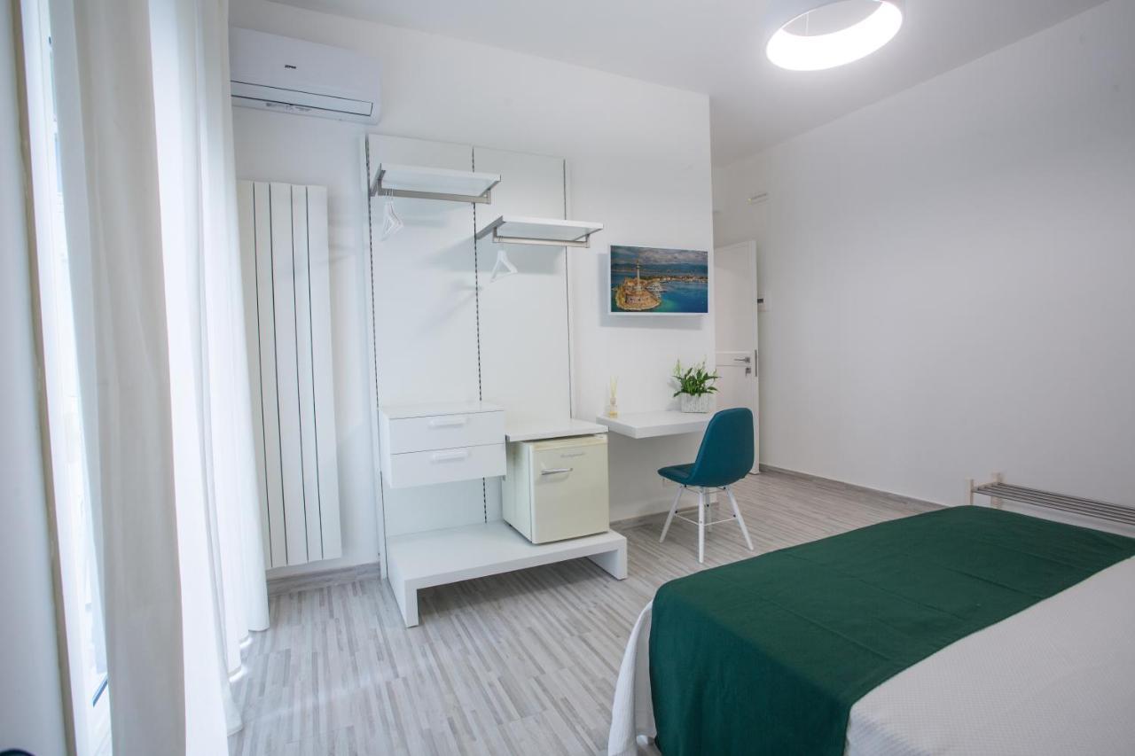 B&B Al Centro Мессина Экстерьер фото